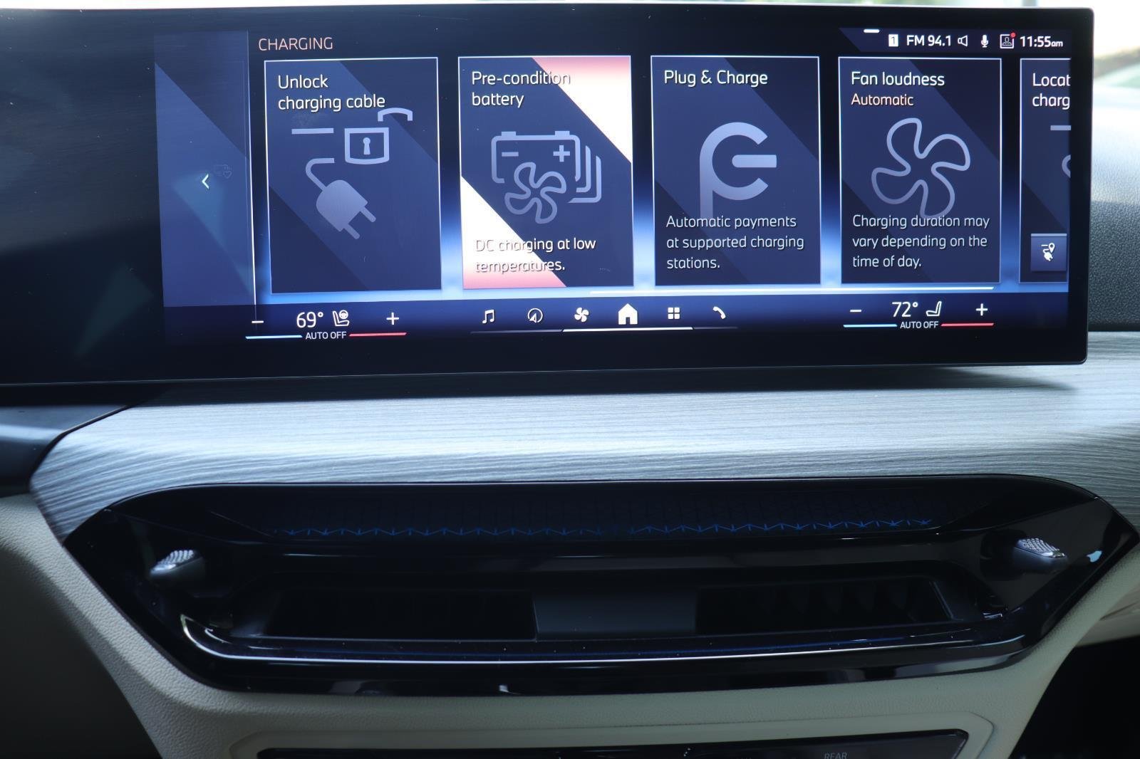 Used 2025 Black Sapphire Metallic BMW eDrive40 image 40