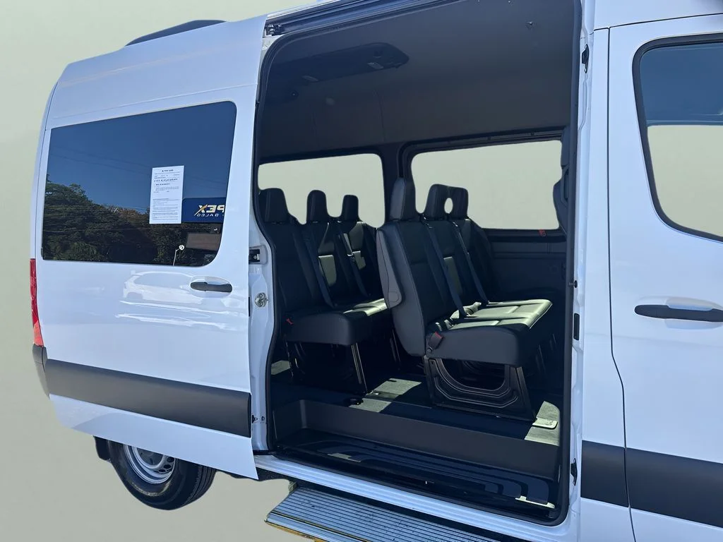 Used 2022 White Mercedes-Benz Passenger 144 WB image 23