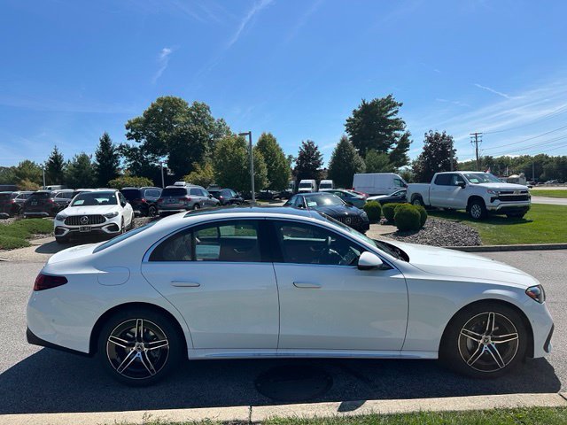 New 2027 Polar White Mercedes-Benz E 350 image 6