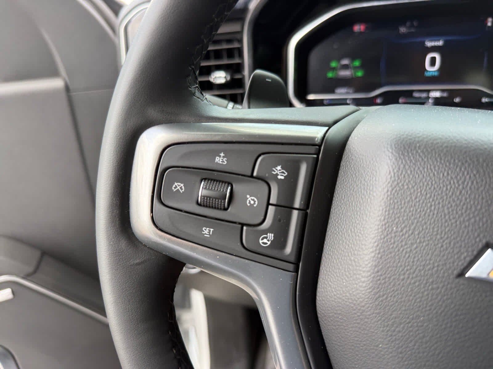Used 2025 Summit White Chevrolet LTZ image 24