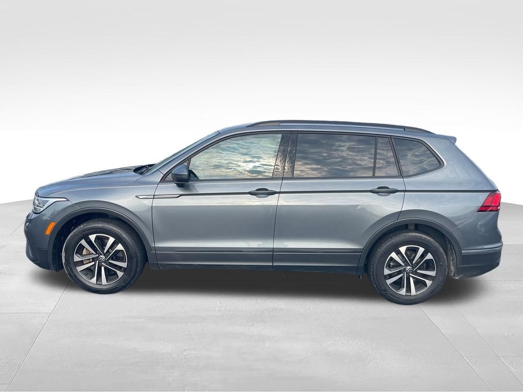 Used 2023 Silver Volkswagen 2.0T S image 2