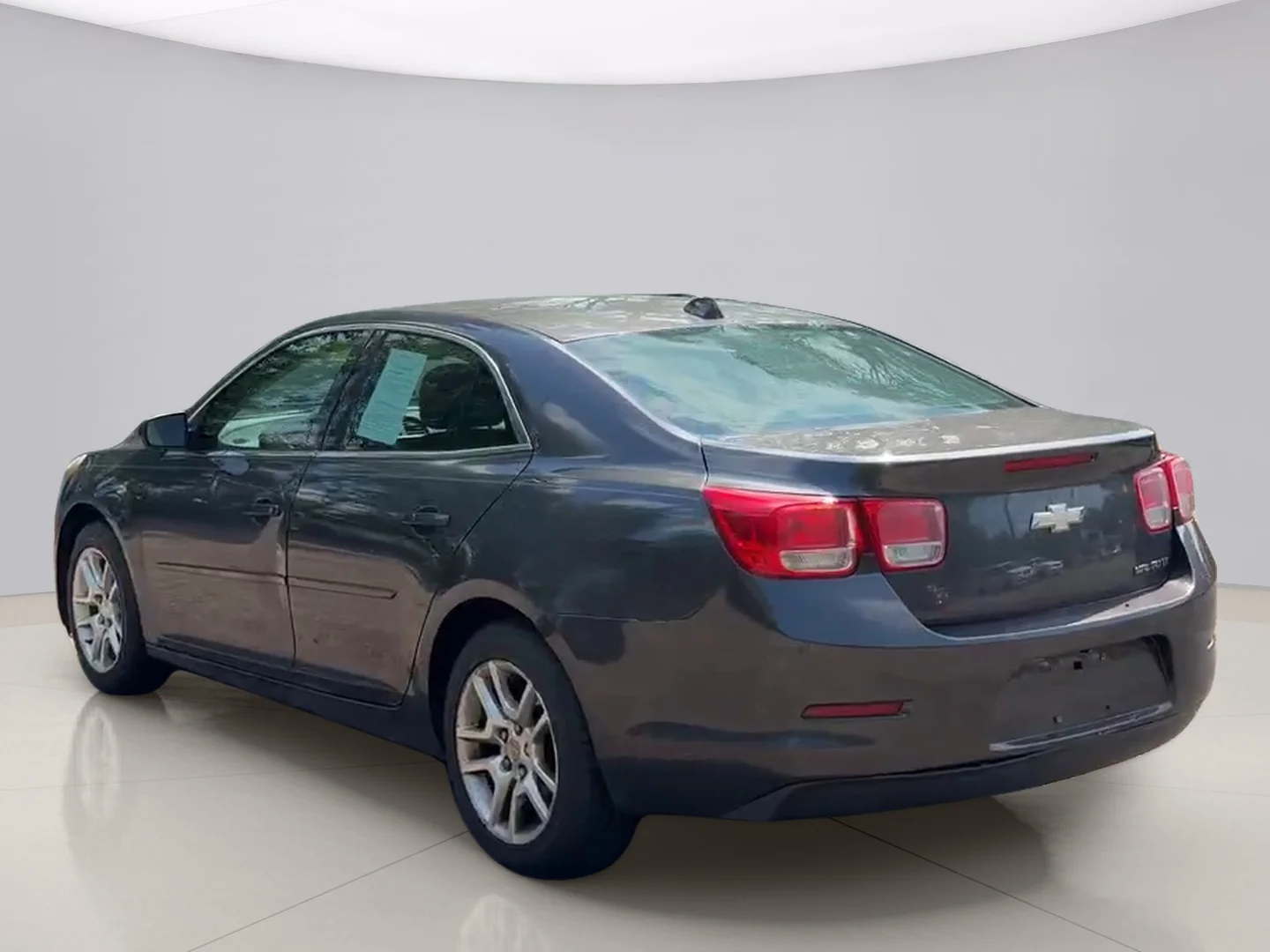 Used 2013 Gray Chevrolet LT image 3