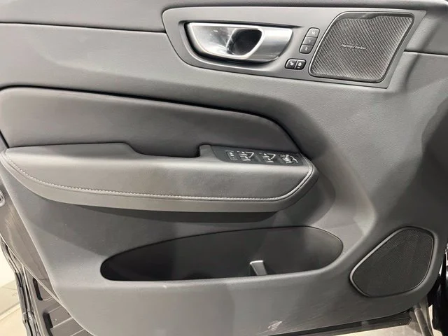 Certified Used 2024 Onyx Black Volvo Ultimate image 9