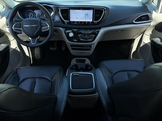 Used 2023 Gray Chrysler Touring L image 17