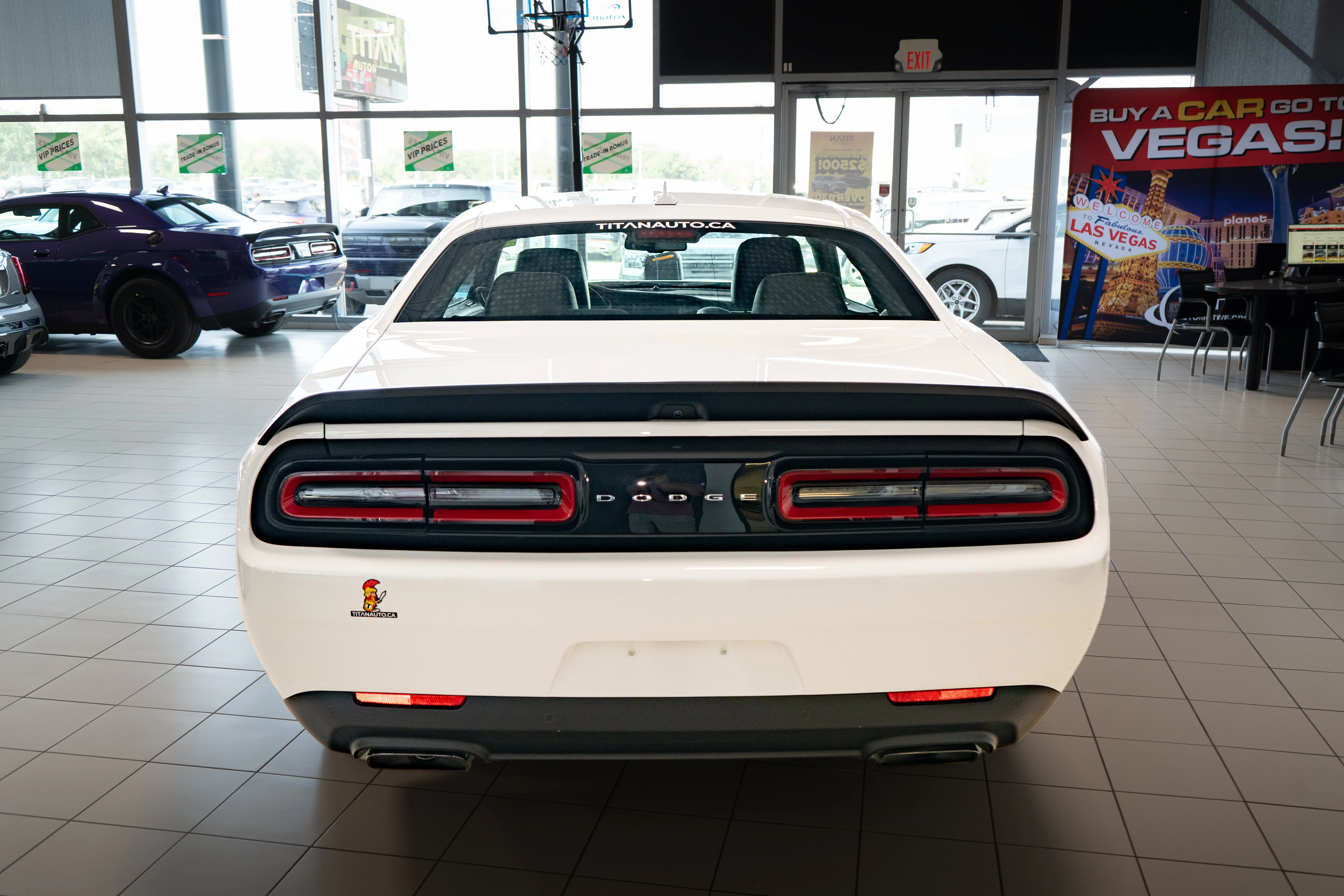 Used 2023 White Knuckle Dodge SRT Hellcat Jailbreak*NO LUX TAX! | 717HP!! | Only 233KM! | Cooled Alcantara Seats | Harman/Kardon image 23