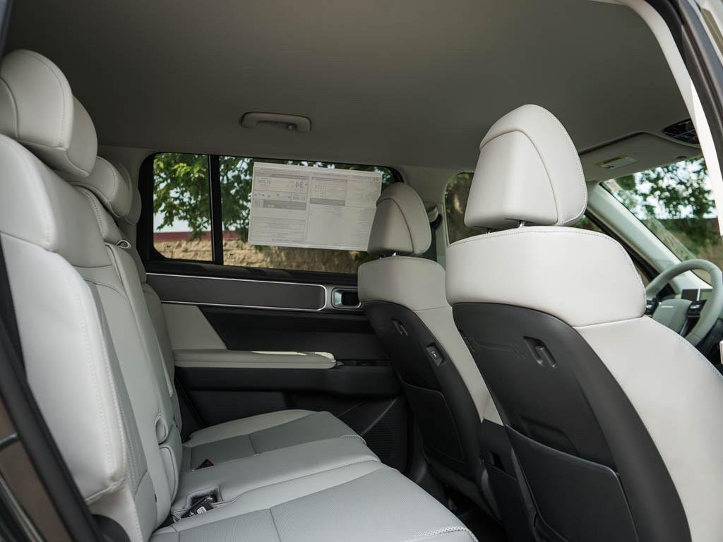 New 2026 Serenity White Hyundai SEL AWD image 40