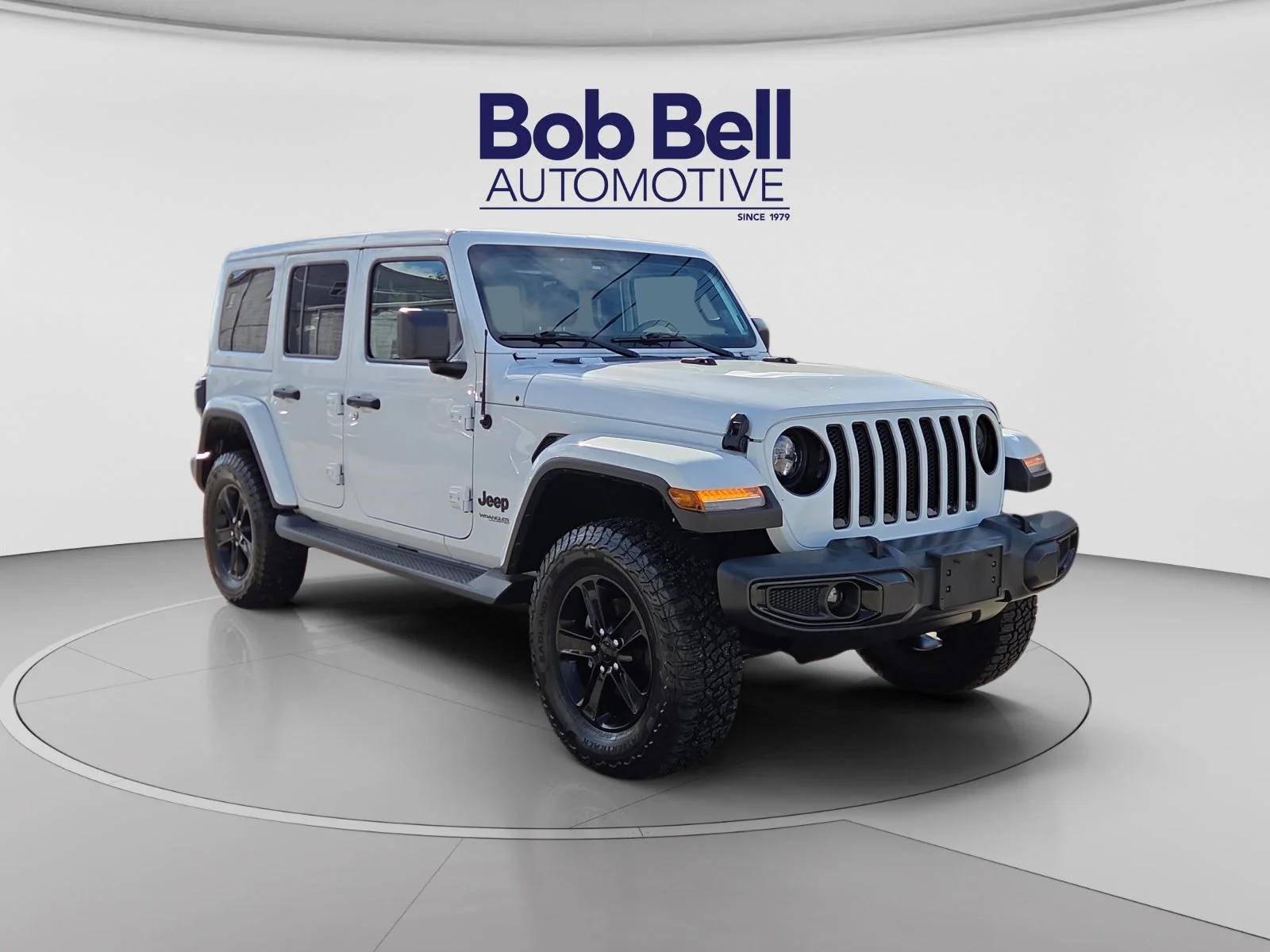 Used 2021 White Jeep Unlimited Sahara Altitude image 7