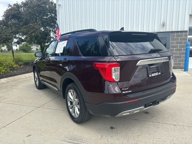 Certified Used 2023 Jewel Red Metallic Tinted Clearcoat Ford XLT image 9
