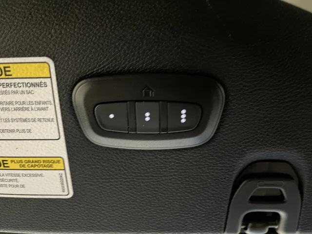 Used 2022 Blue Pearl Jeep Unlimited Rubicon image 25