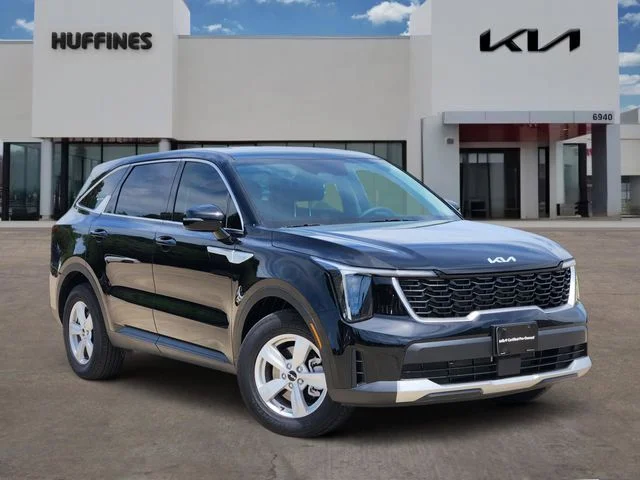 2026 Kia Sorento LX AT's photo