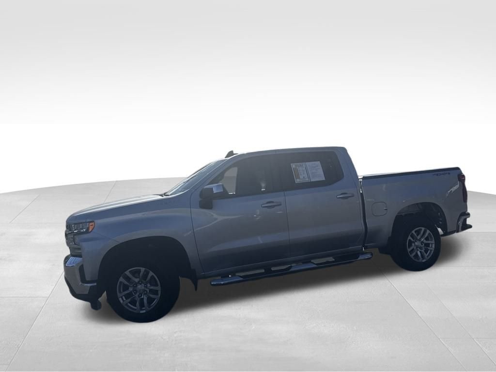 2020 Chevrolet Silverado 1500 LT photo 2