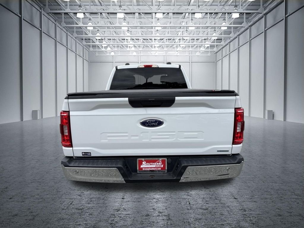 Used 2021 White Ford XLT image 4