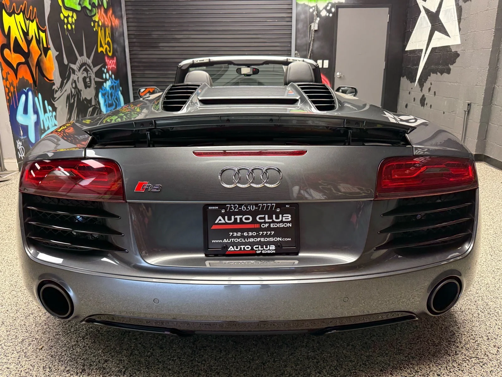 Used 2015 Daytona Gray Pearl Effect (6y) Audi 4.2 QUATTRO SPYDER image 11
