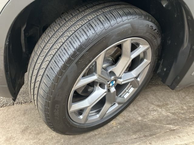 Used 2023 Gray BMW xDrive30i image 56