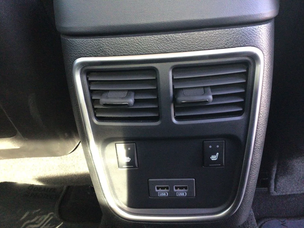 Used 2023 Frostbite Chrysler Touring L image 8