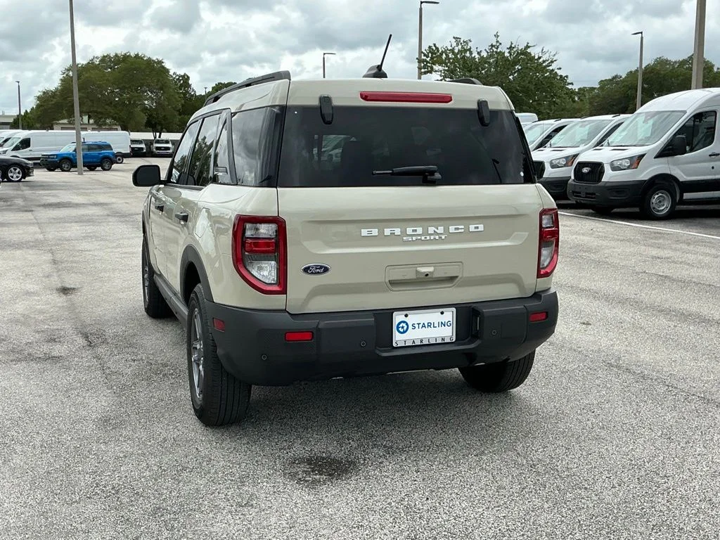 Used 2025 Beige Ford Big Bend image 13