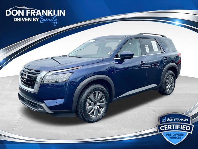 2025 Nissan Pathfinder SV