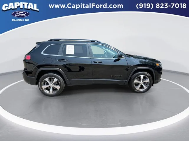 Used 2022 Black Jeep Limited image 9