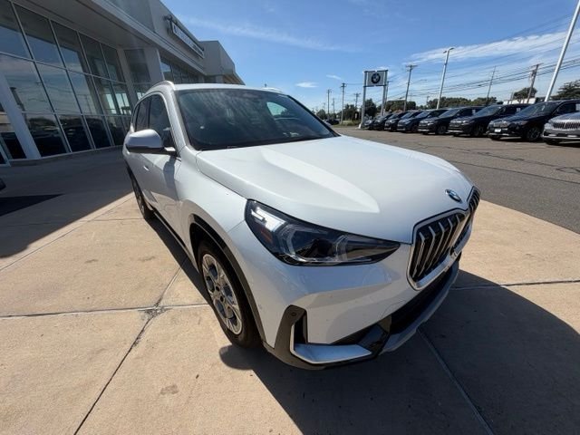 Certified Used 2023 White BMW xDrive28i image 7