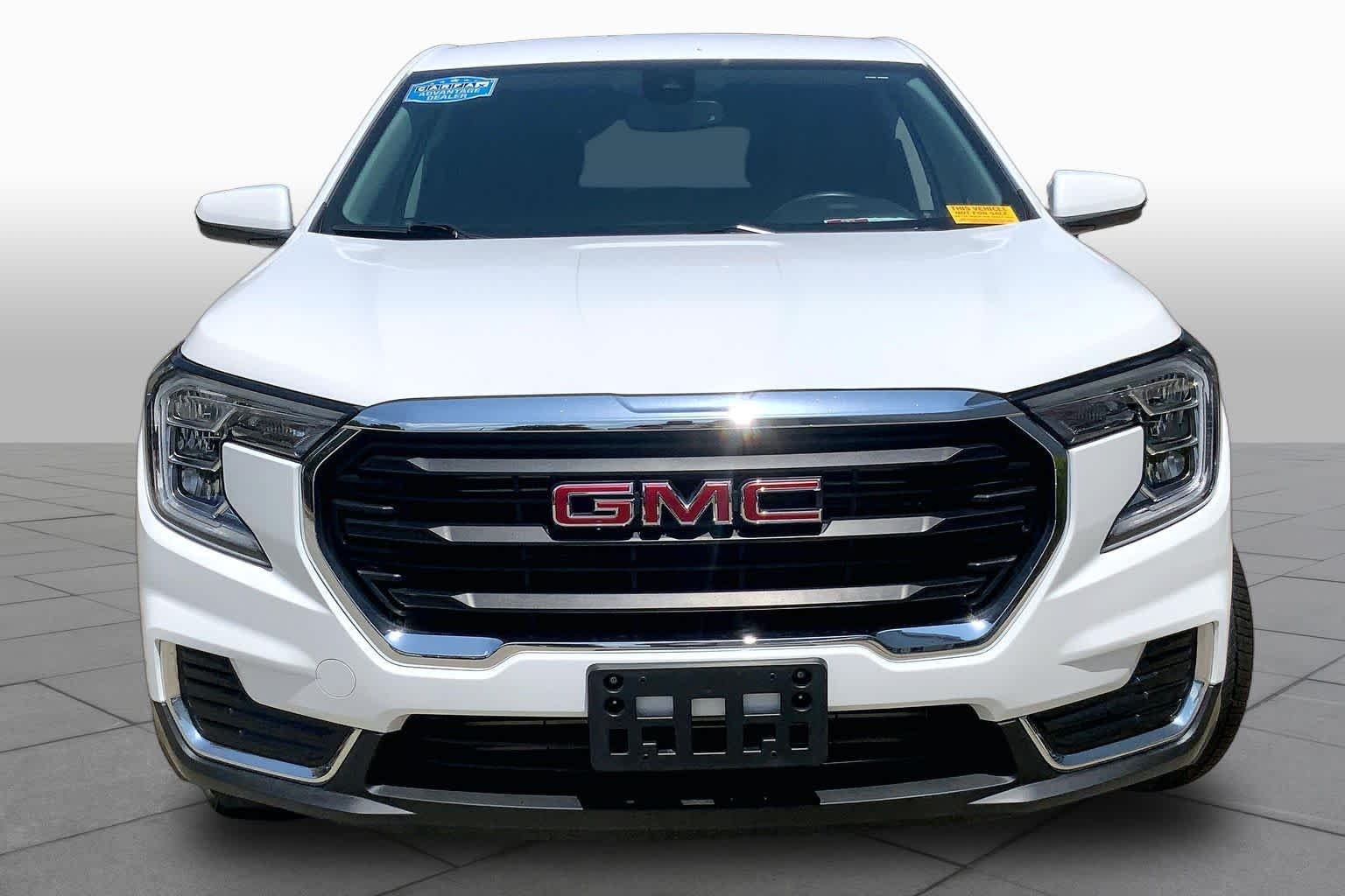 Pre-Owned 2024 GMC Terrain SLE