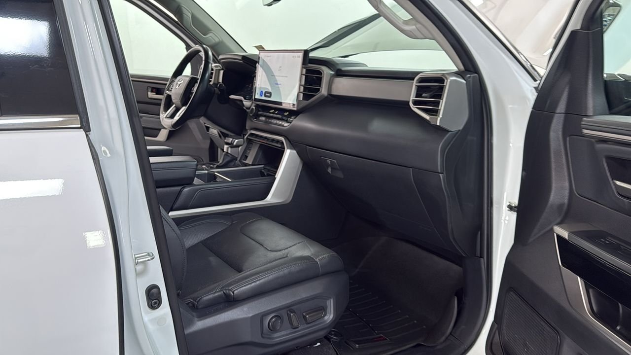 2023 Toyota Tundra Limited - Photo 18