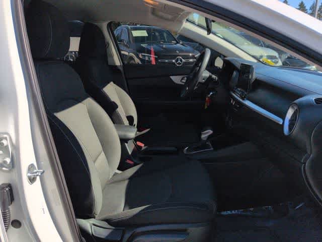 Used 2023 Snow White Pearl Kia LXS image 20