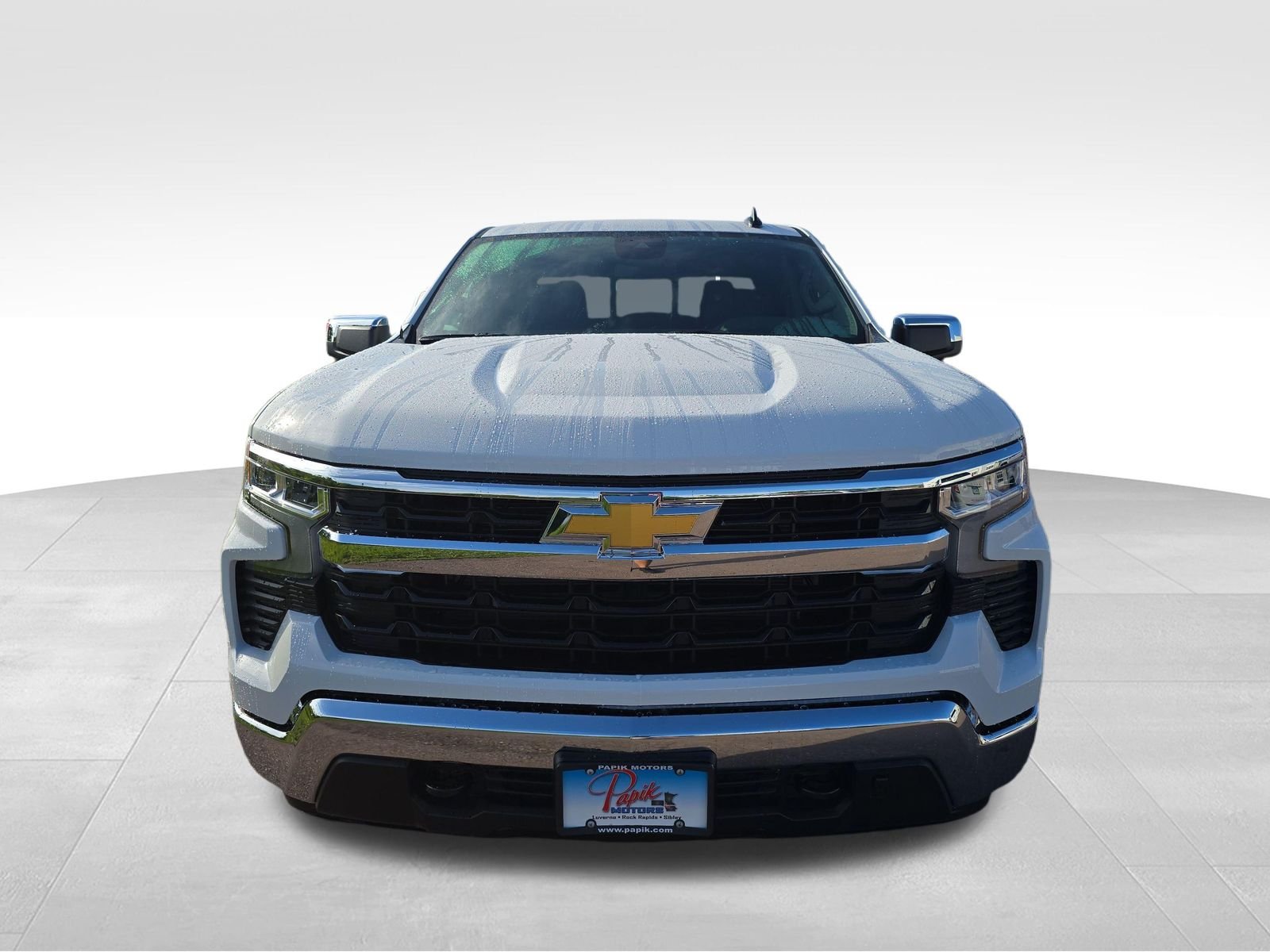New 2026 Summit White Chevrolet LT image 4