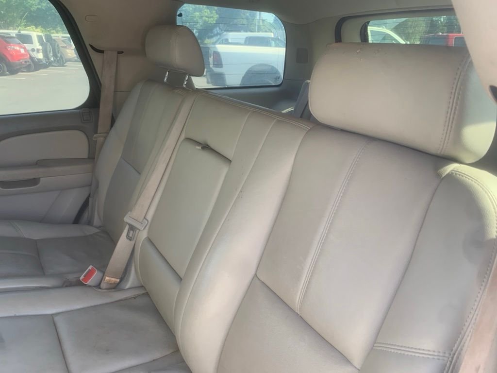 Used 2010 Blue Granite Metallic Chevrolet LT image 10