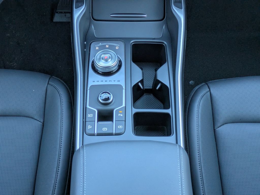 New 2026 Interstellar Gray Kia EX image 18