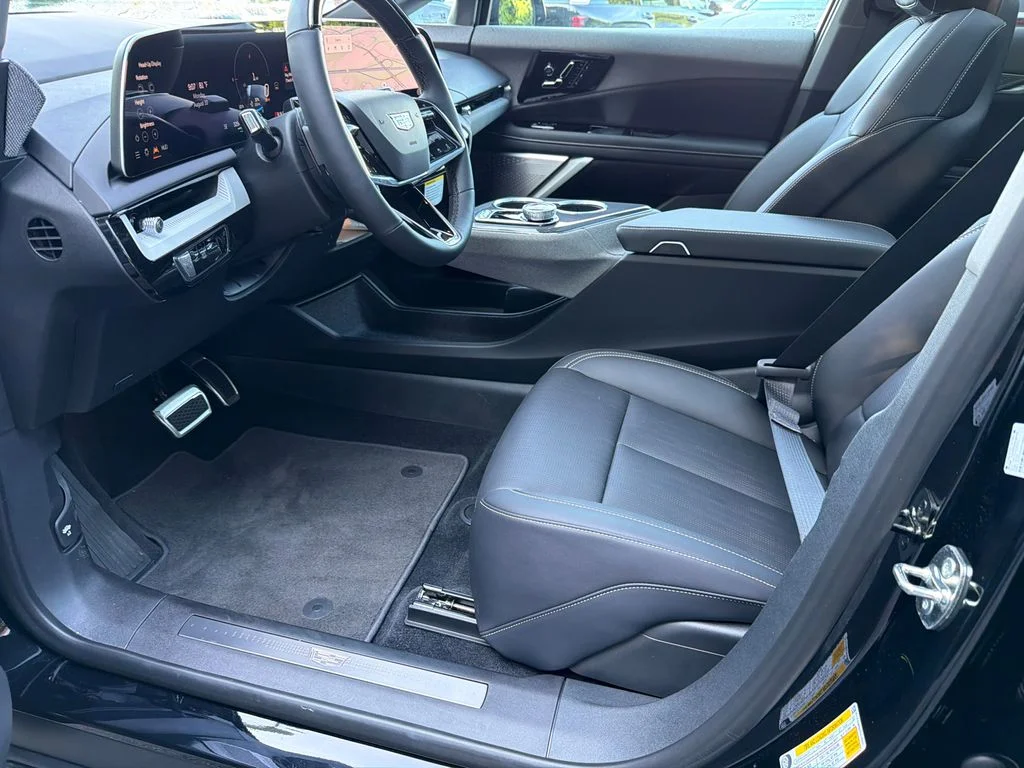 Used 2026 Black Cadillac Premium Sport image 9