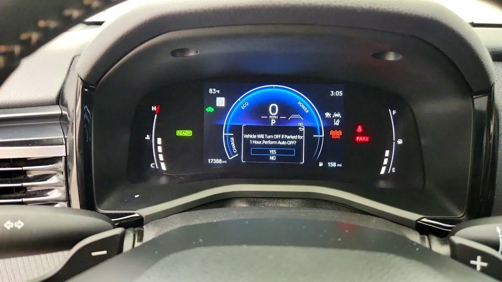 Used 2025 Ice Cap Toyota SE w/ Convenience Pkg image 14