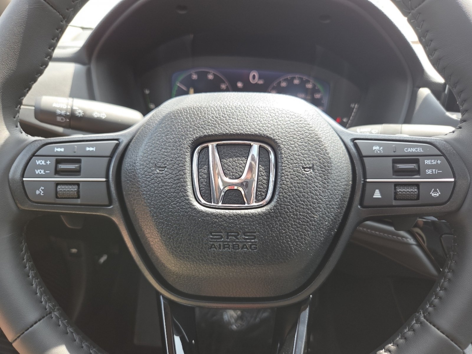 New 2026 Urban Gray Pearl Honda EX-L image 30