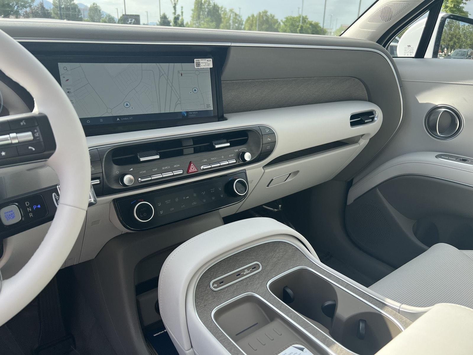 New 2026 Creamy White Pearl Hyundai SEL Premium 8P image 36