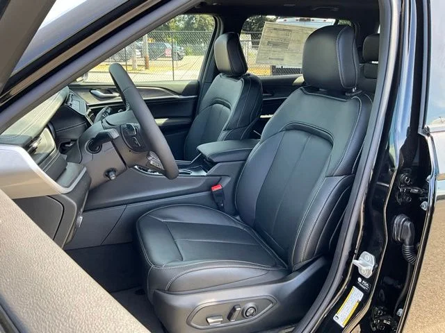 New 2026 Black Jeep Limited image 5