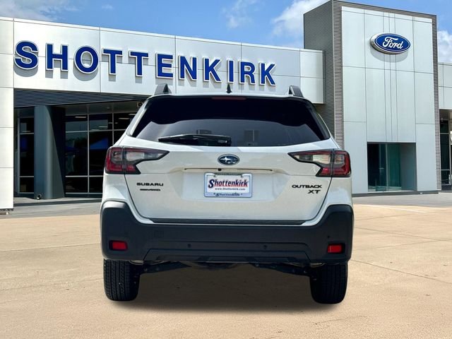 Used 2024 White Subaru Onyx Edition XT image 7