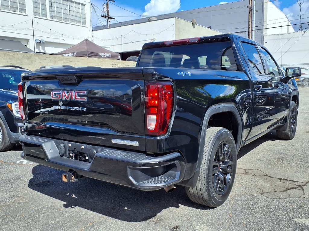 Used 2024 Onyx Black GMC Elevation image 19