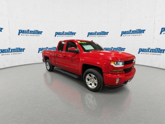 Used 2016 Red Chevrolet LT image 8