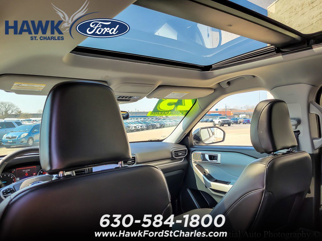 Certified Used 2023 White Metallic Ford XLT image 12