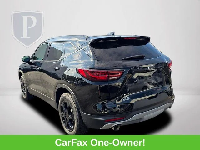 Used 2024 Black Chevrolet LT image 9