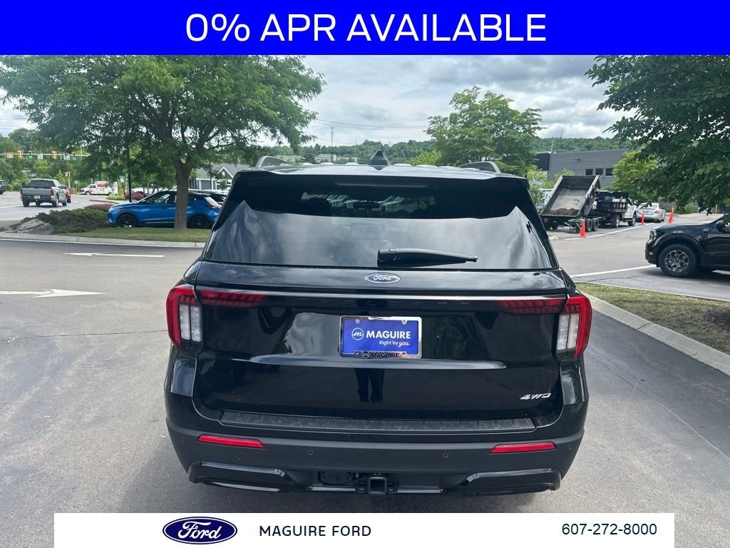 New 2026 Black Metallic Ford ST-Line image 5