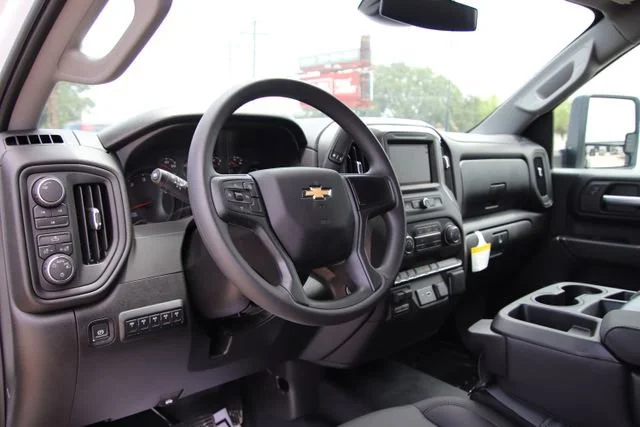 New 2026 Summit White Chevrolet Work Truck image 13