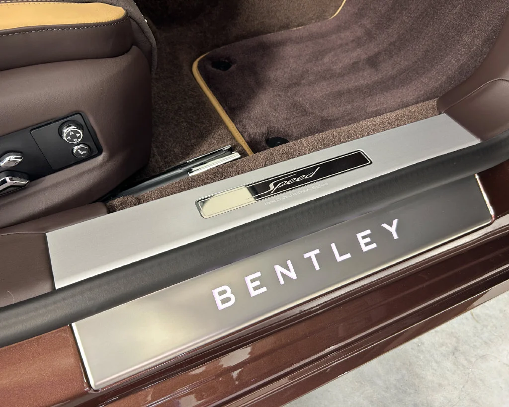 New 2026 Tan Bentley V8 image 27