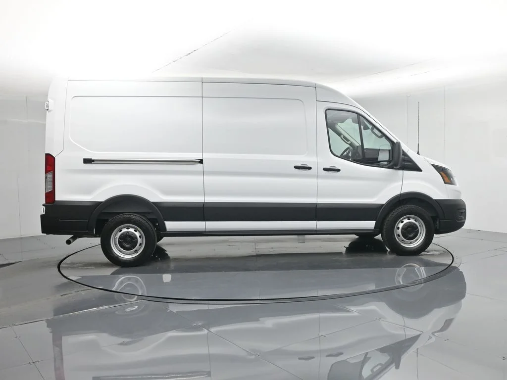 New 2026 White Ford Base image 22
