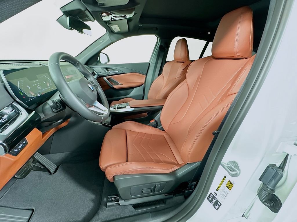 New 2026 Alpine White BMW xDrive28i image 16