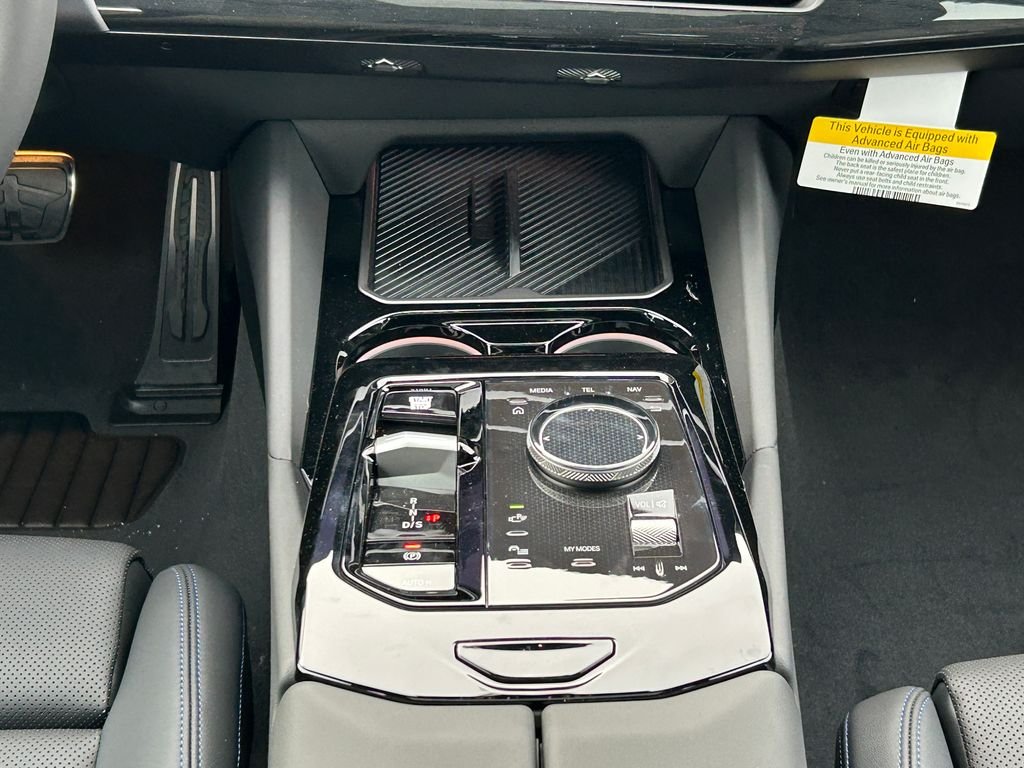 New 2026 Brooklyn Grey Metallic BMW 530i image 27