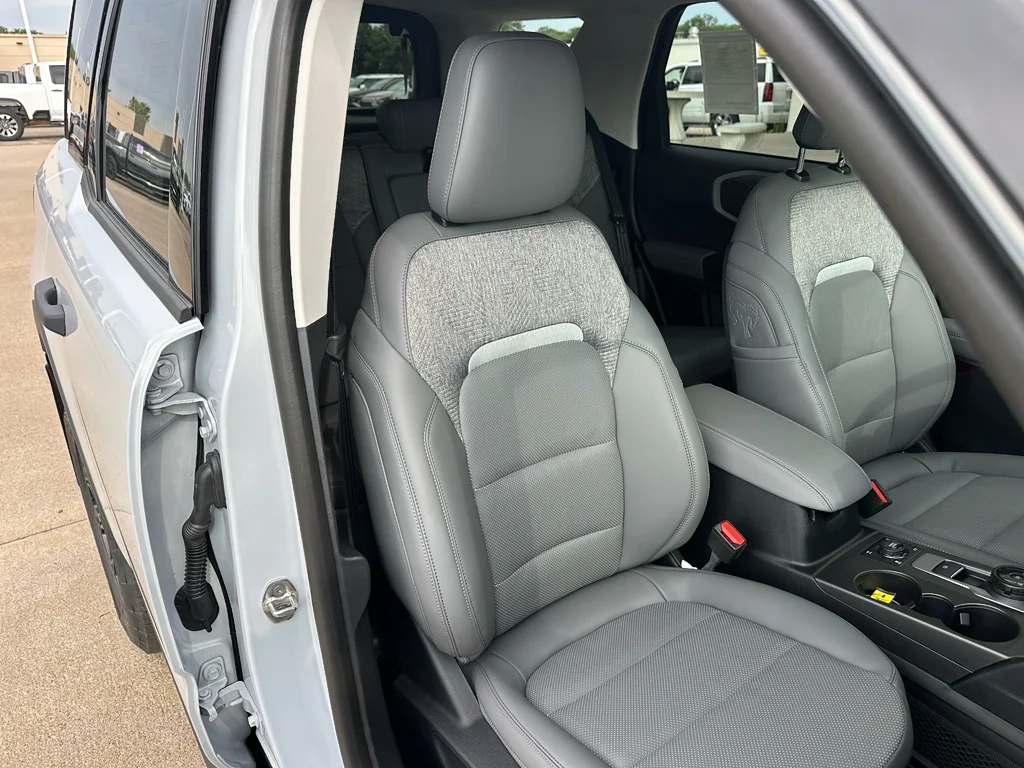 New 2026 Space White Metallic Ford Badlands® image 30