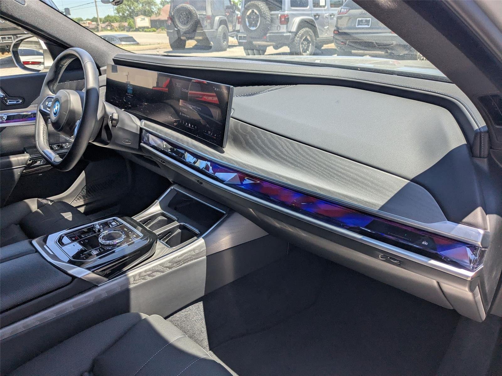 2024 BMW i7 Base - Photo 38