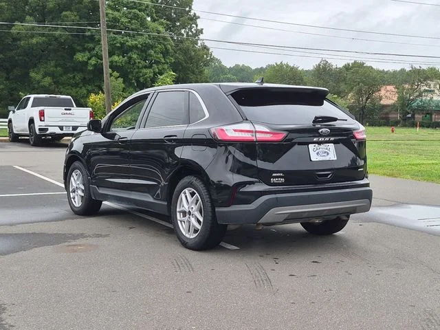 Used 2024 Black Ford SEL image 11