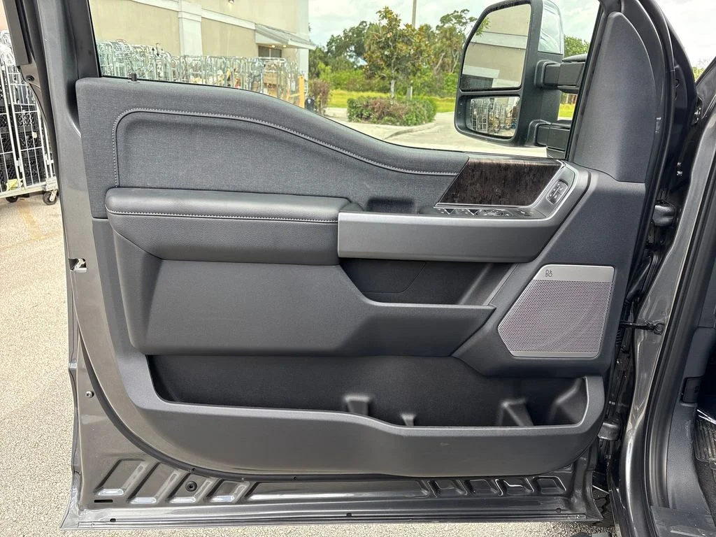 New 2026 Gray Ford Lariat image 27