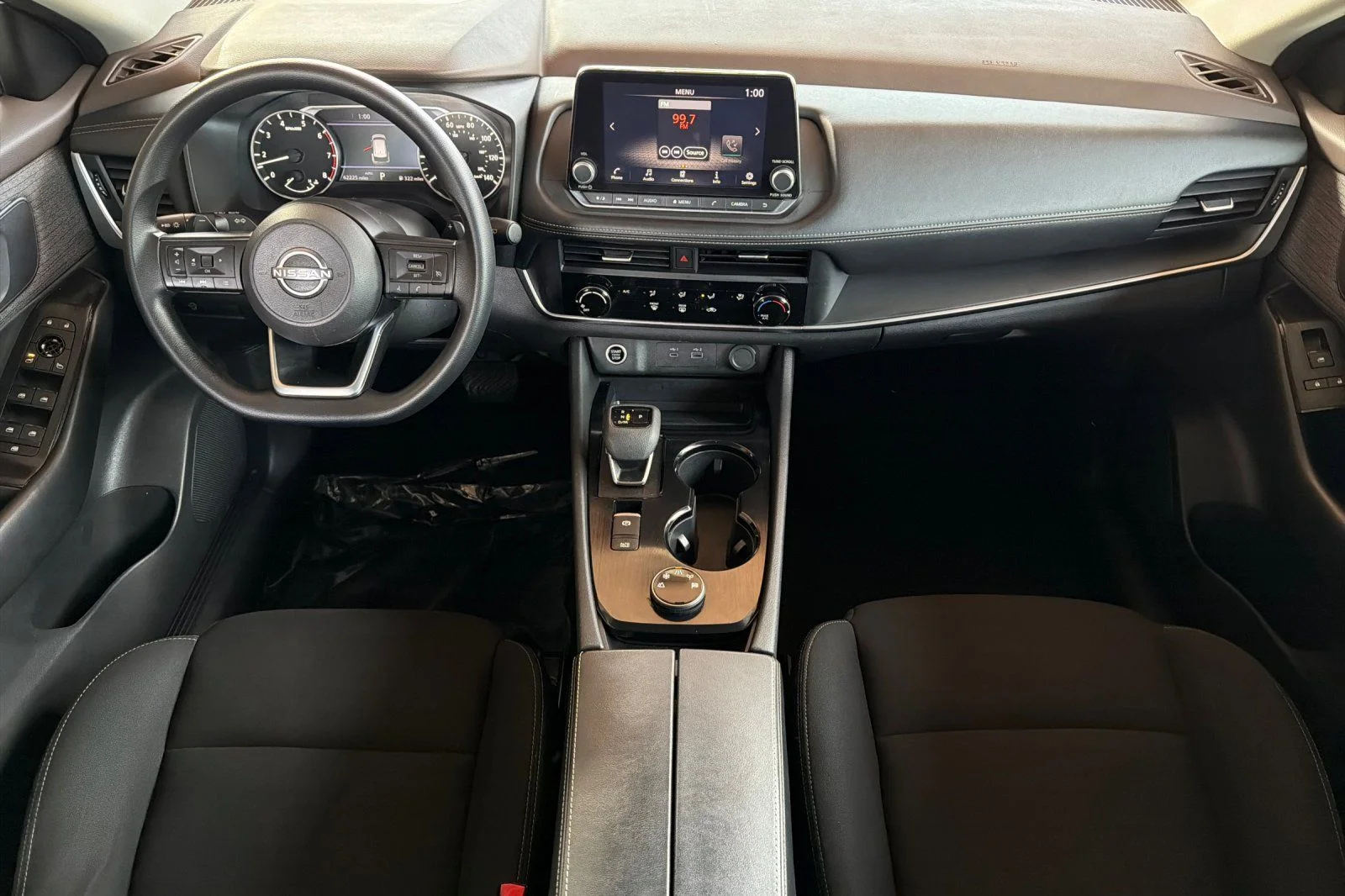 Used 2023 White Nissan S image 6